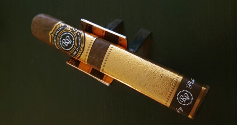 Bling Bling oder Blend? Warum die Rocky Patel Gold Label Toro mehr kann als gut aussehen